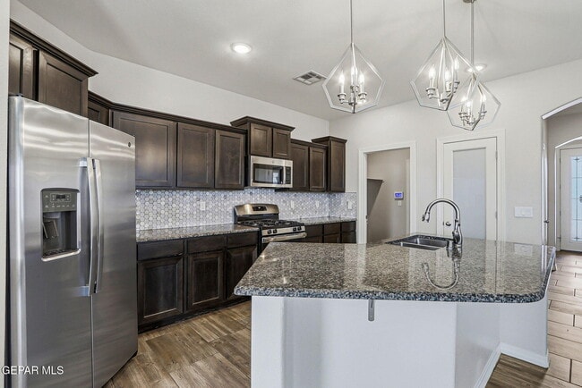 Building Photo - 4717 Christian Azcarate St