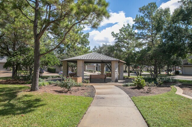 Building Photo - 25238 Finchgrove Ln