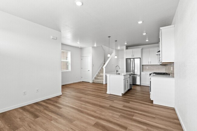 Building Photo - 1508 Higgins Crk Dr
