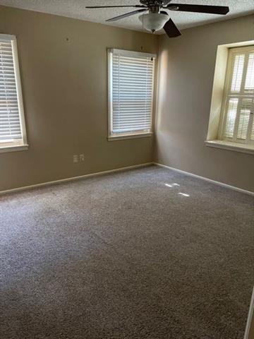 Building Photo - 2318 River Oaks Cir