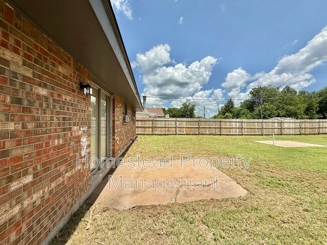 Building Photo - 324 NW 91st St