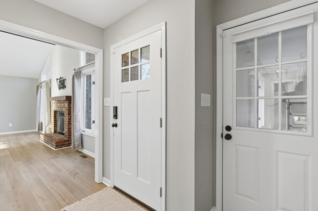 Building Photo - 101 Gatewood Dr