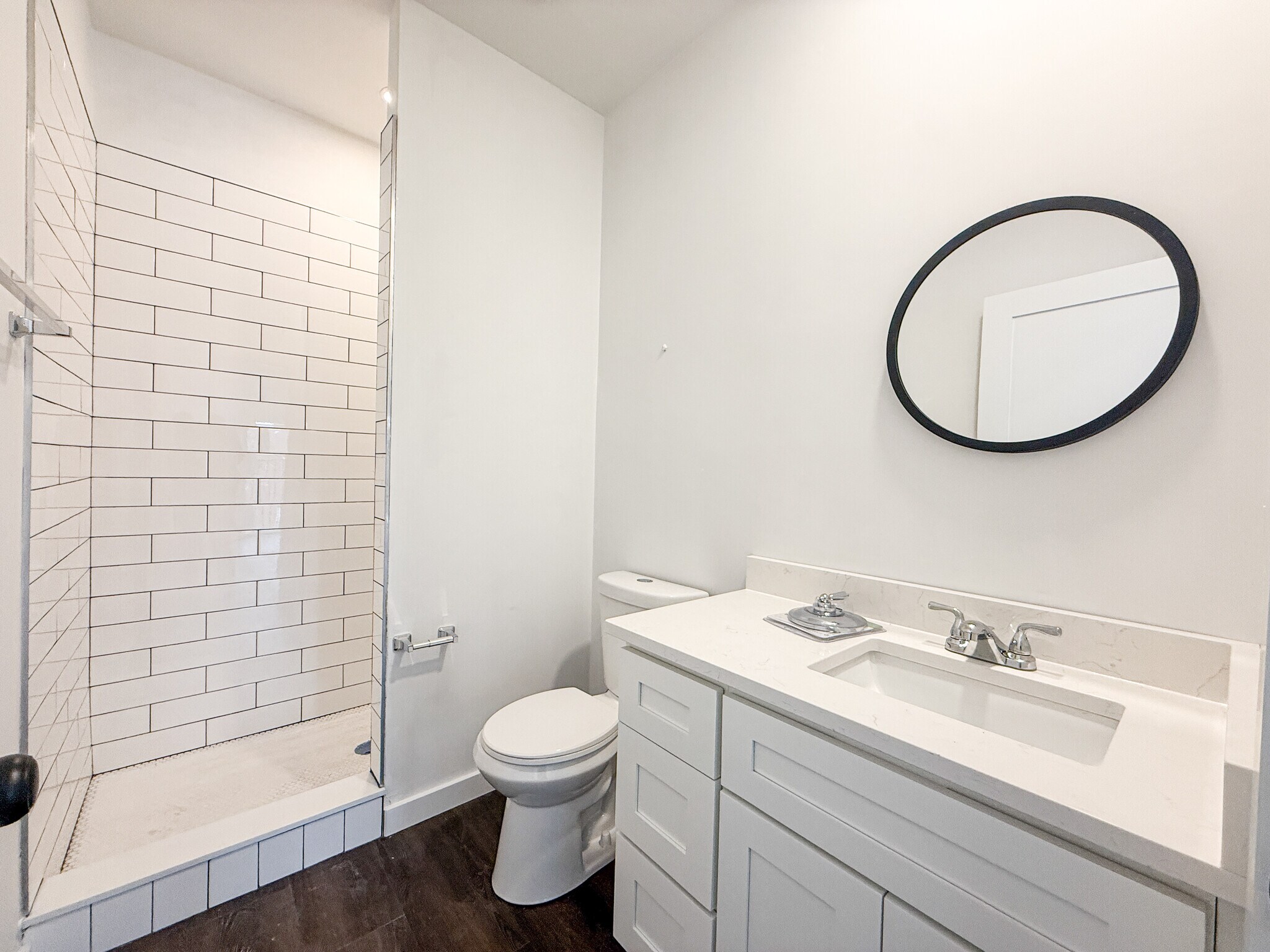 Building Photo - 67 Perrin St