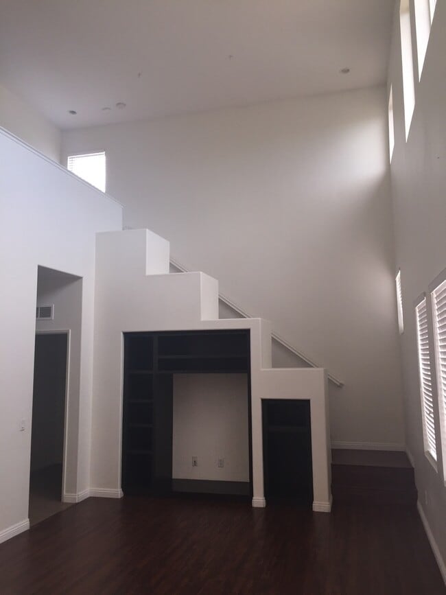 Building Photo - 13333 Snowbell Ln