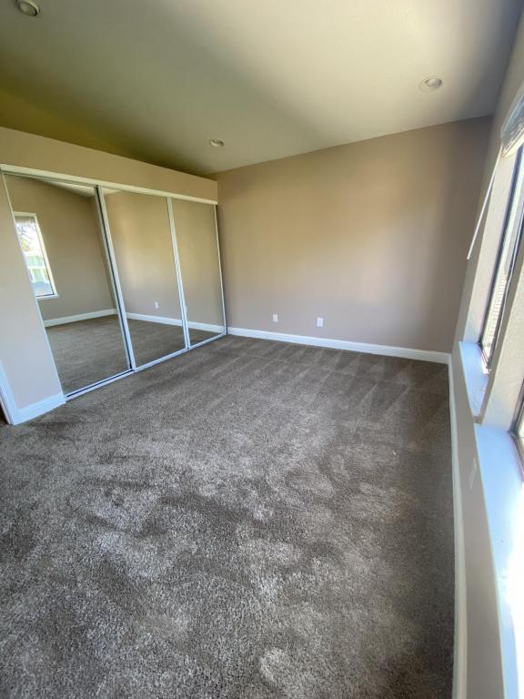 Building Photo - 555 Lighthouse Dr