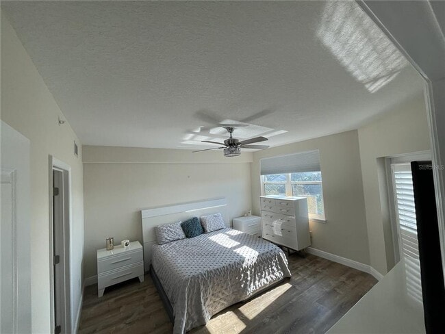 Building Photo - 960 Starkey Rd