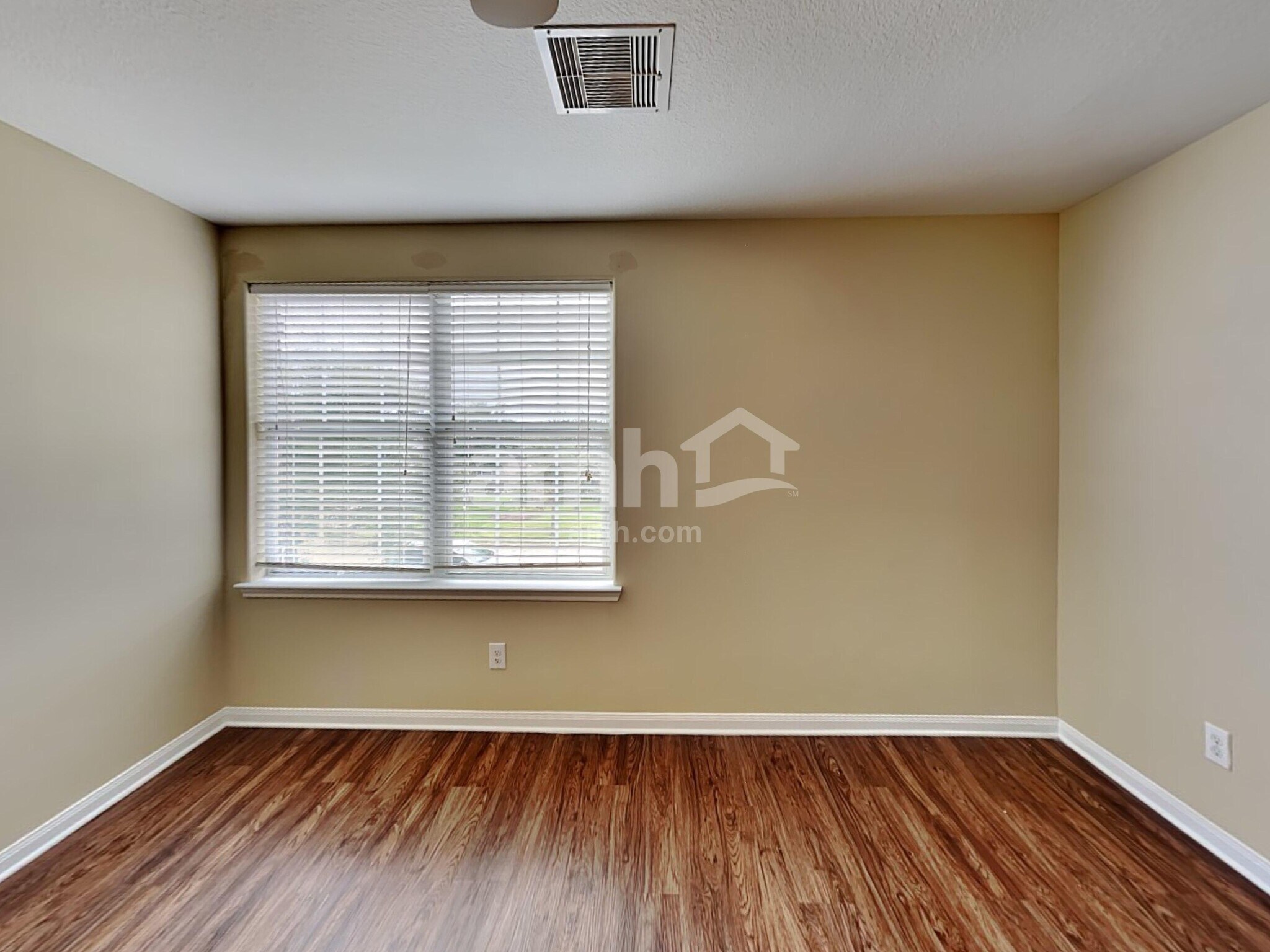 Building Photo - 9415 White Diamond Ln