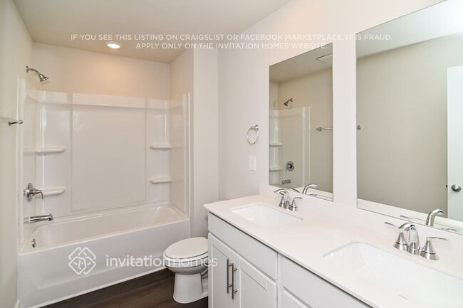 Building Photo - 1211 Bluffton Cir