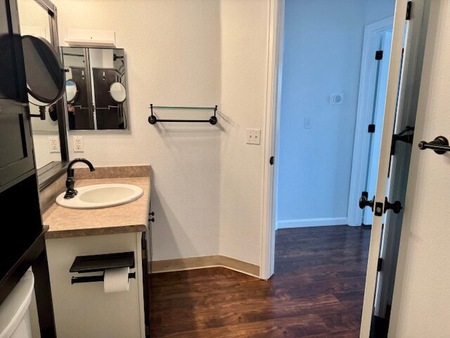 Building Photo - Modern Condo in Parker with Luxury Amenities and Cherry Creek Trail Access