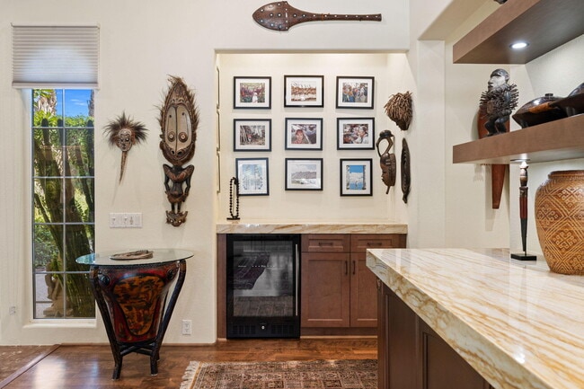 Building Photo - 49105 Casa Del Rio