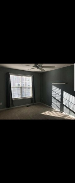 Building Photo - 22942 Newcut Rd