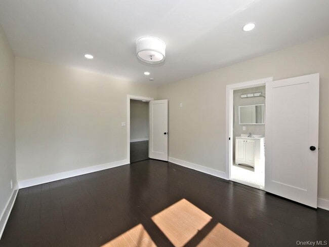 Building Photo - 130 Centre Ave