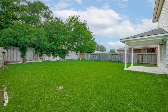 Building Photo - 9714 Angleside Ln