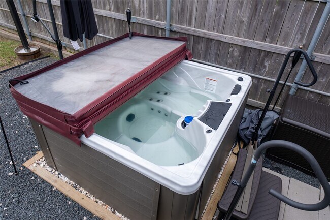 Building Photo - 4017 Avenue M