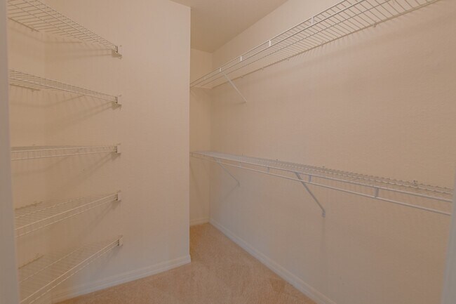 Building Photo - 7270 Westpointe Blvd