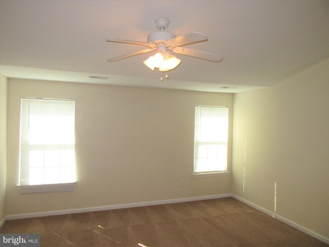 Building Photo - 1209 Madison Ln