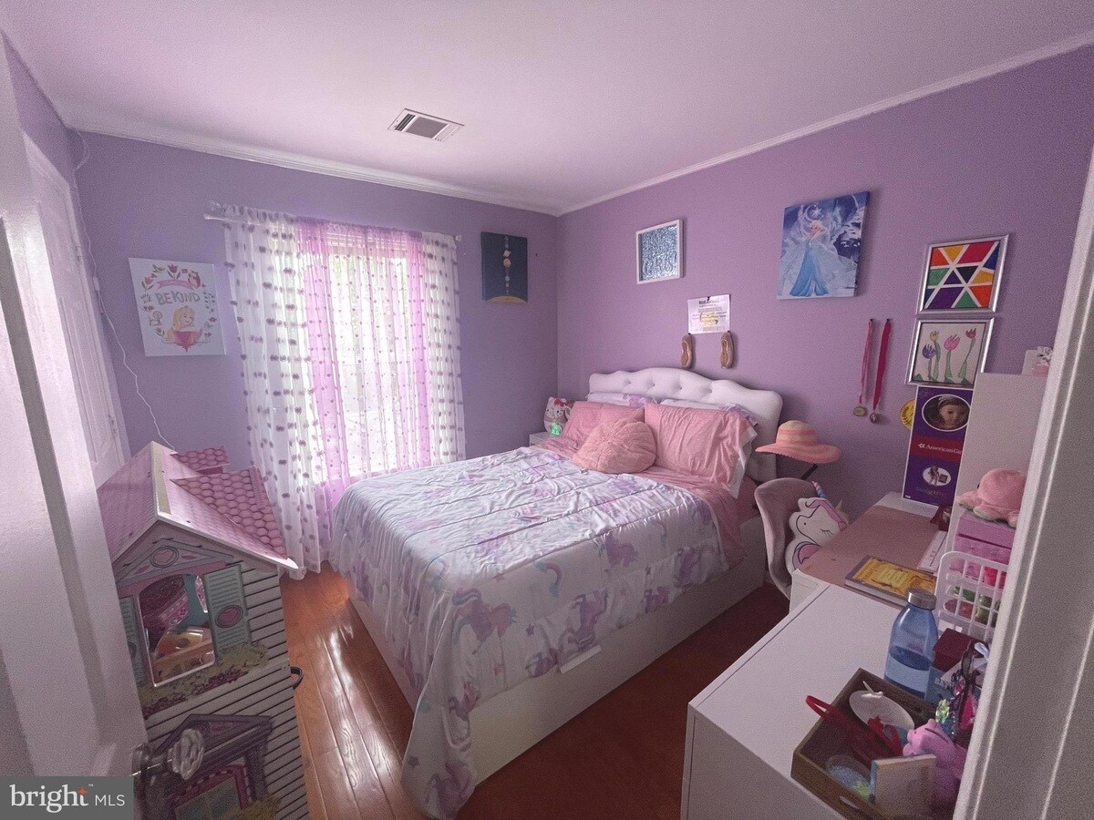 Building Photo - 47402 Darkhollow Falls Ter