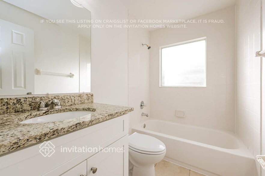 Building Photo - 1654 Wakefield Dr