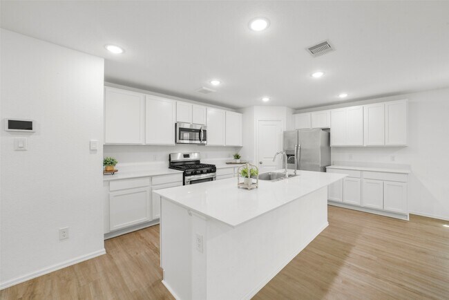 Building Photo - 1504 Twilight Grn Dr