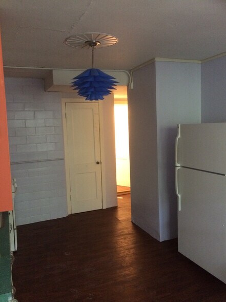 Downstairs Kitchen - 705 Morningside Dr