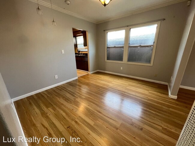 Building Photo - 2 br, 1 bath House - 558 A St