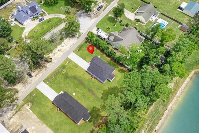 Building Photo - 1039 Harbor Dr