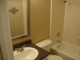 Building Photo - 136 Byron Dr