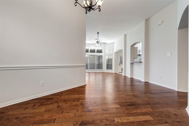 Building Photo - 8904 Lakewood Dr