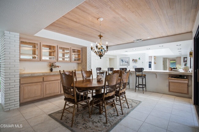 Building Photo - 31 Alviso Dr
