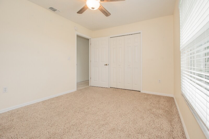 Building Photo - 4828 Jeanette Ct