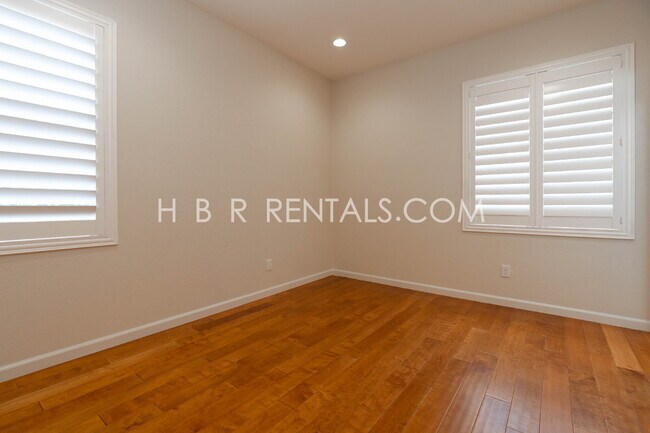 Building Photo - Questa Village - Mountain House- Spacious & Stylish 5-Bedroom Retreat in Mountain House – 3.5 Bat...