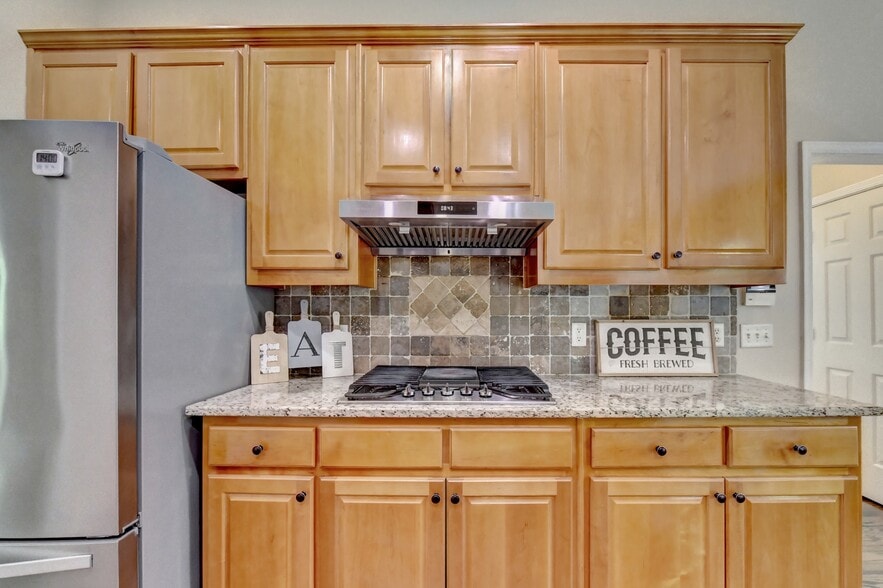 Building Photo - 205 Crown Vetch Ln