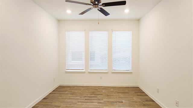Building Photo - 3105 Cottonwood Ln