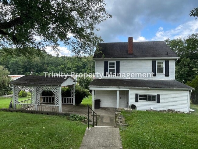 Building Photo - 27 Hathaway Dr