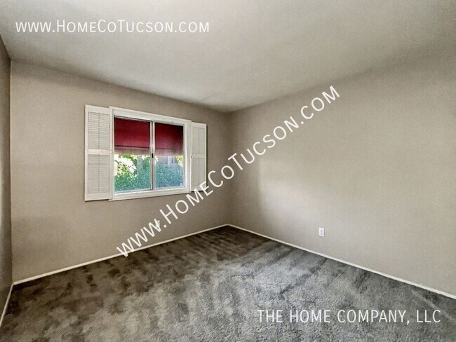 Building Photo - 3993 N Campbell Ave