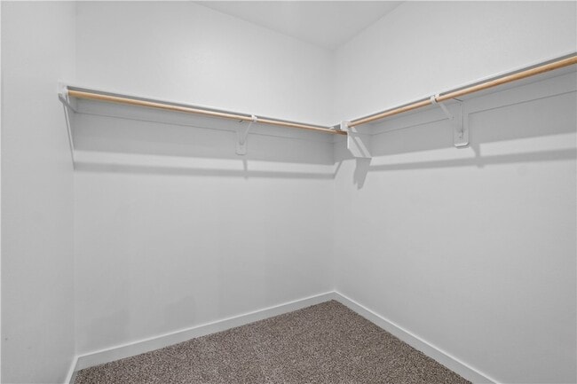 Building Photo - 4670 W Aurora St