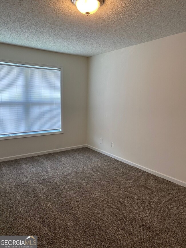 Building Photo - 434 WI Pkwy