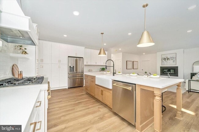 Building Photo - 204 3 Rivers Rd