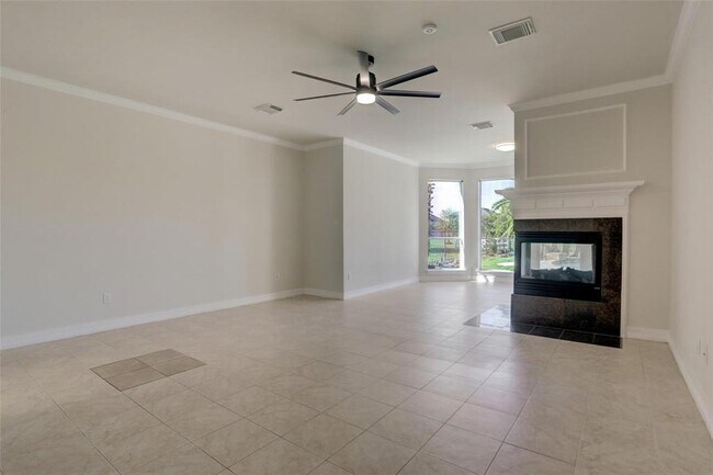 Building Photo - 5519 Bridlewood Dr