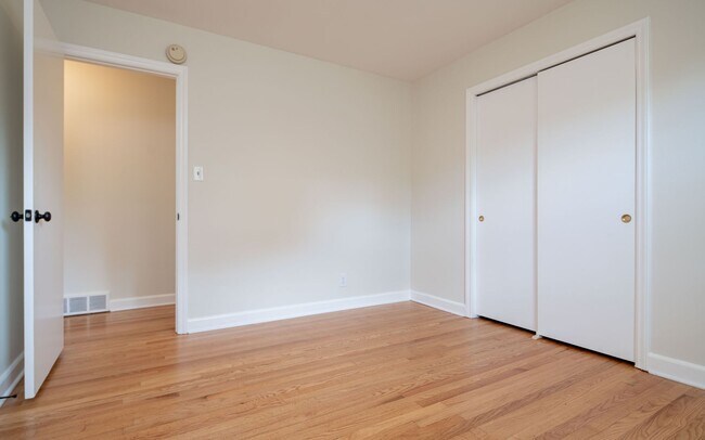 Building Photo - Single Family in Durham- Available Now