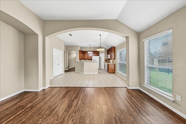 Building Photo - 2918 Meridian Bay Ln