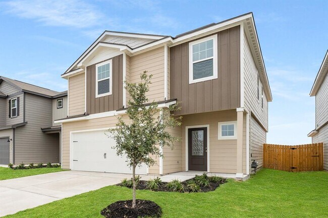 Building Photo - 235 Surrey Oaks