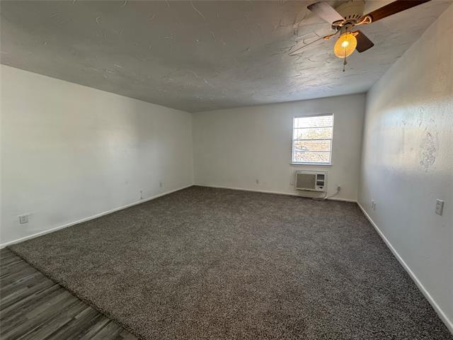 Building Photo - 515 UTA Blvd