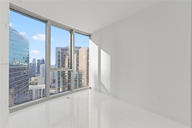 Building Photo - 300 Biscayne Blvd Way