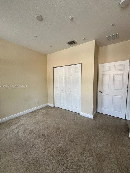 Building Photo - 950 SW 147th Ave