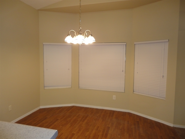 Building Photo - 1212 W Glenmere Dr