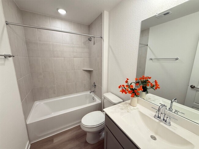 Building Photo - 3339 Silvery Bryum Dr