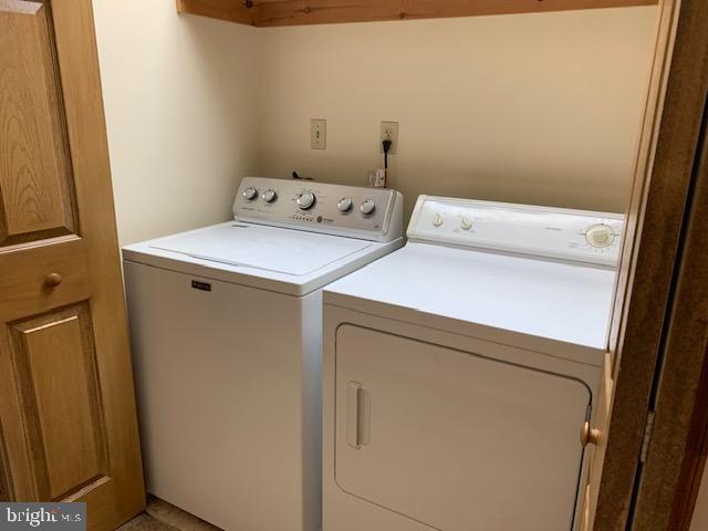 Building Photo - 303 Union St