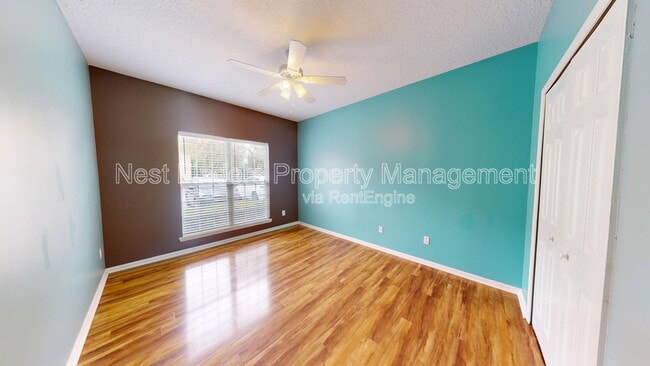 Building Photo - 211 Jardin De Mer Pl