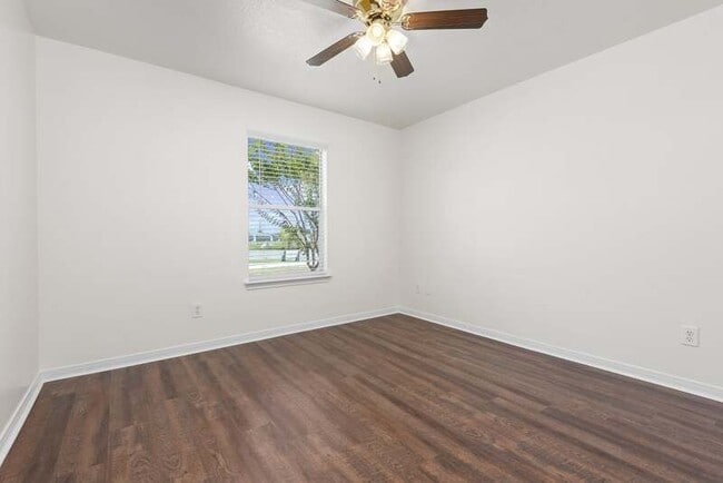 Building Photo - 5133 Caicos Calle